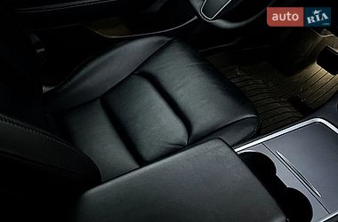 Седан Tesla Model 3 2022 в Львове фото 10 Седан Tesla Model 3 2022 в Львове