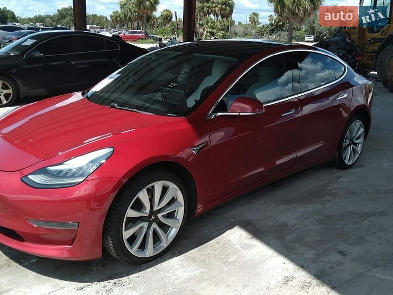 Tesla Model 3 2018