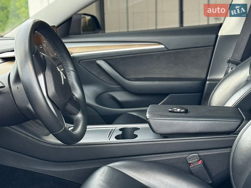 Седан Tesla Model 3 2019 в Кривом Роге фото 10 Седан Tesla Model 3 2019 в Кривом Роге