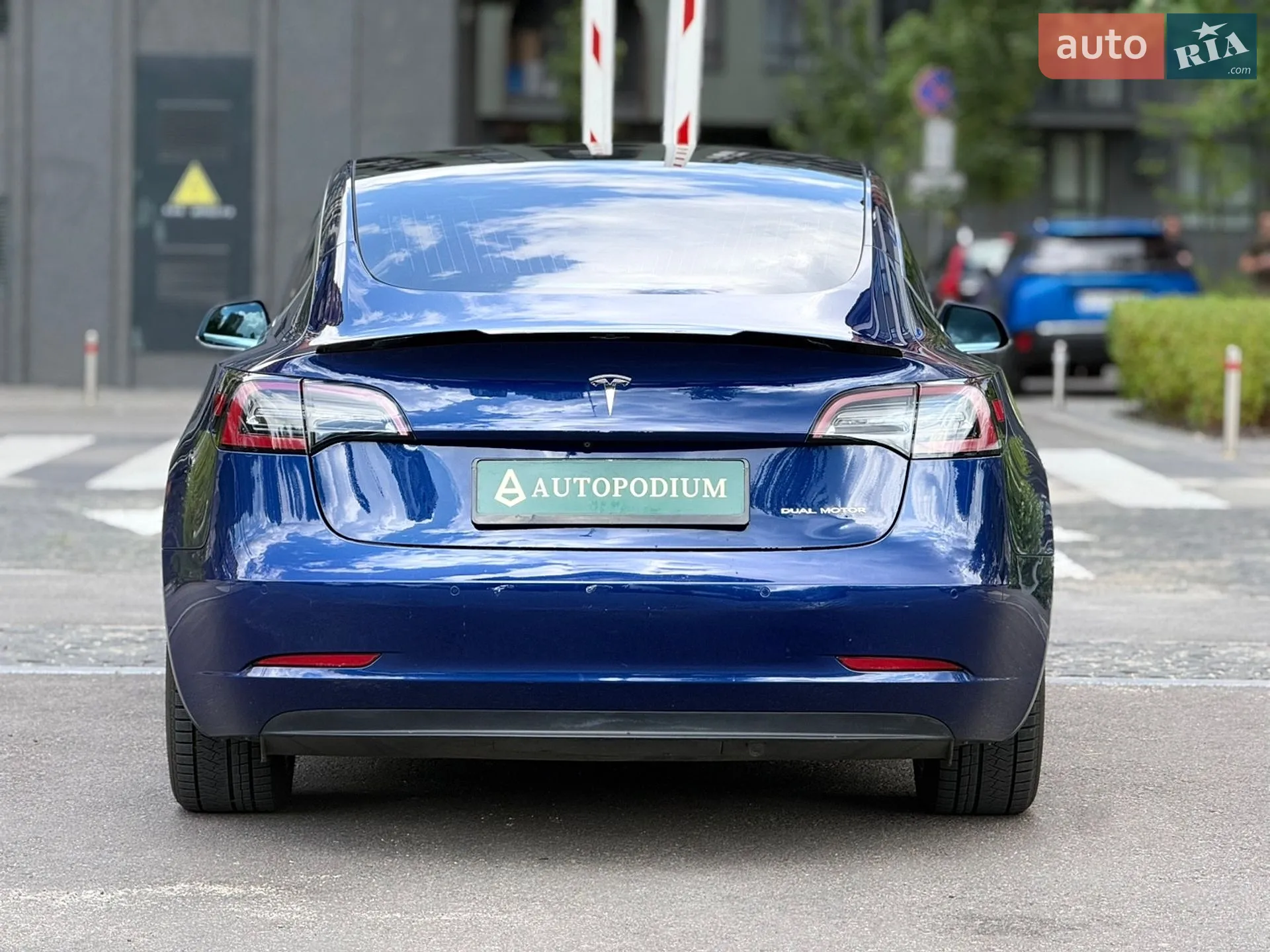 2020 Tesla Model 3 - мініатюра 19