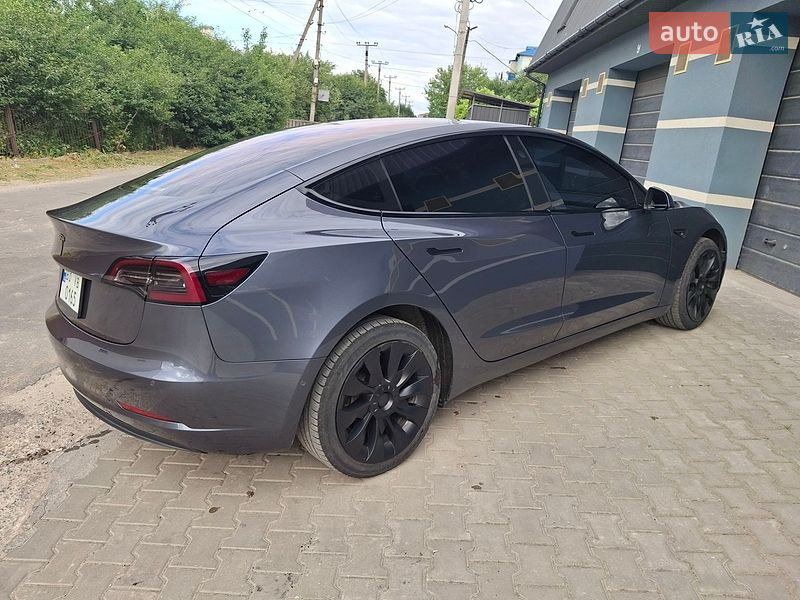 Седан Tesla Model 3 2018 в Ізяславі фото 23 Седан Tesla Model 3 2018 в Ізяславі