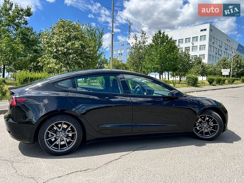 Седан Tesla Model 3 2021 в Ужгороді фото 4 Седан Tesla Model 3 2021 в Ужгороді