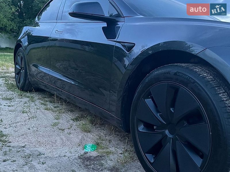 Седан Tesla Model 3 2024 в Киеве фото 31 Седан Tesla Model 3 2024 в Киеве