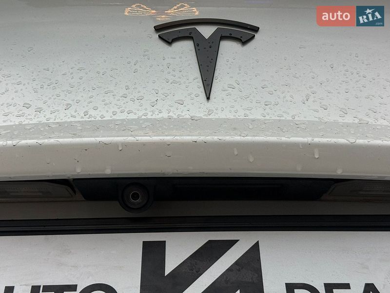 Седан Tesla Model 3 2021 в Харькове
