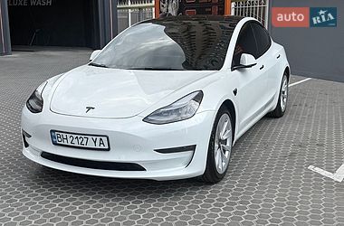 Седан Tesla Model 3 2021 в Одессе