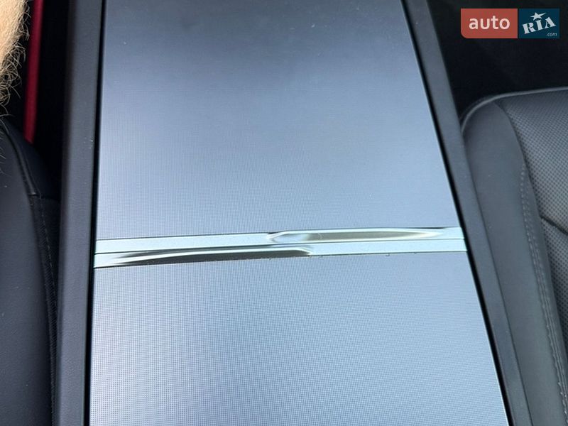 Седан Tesla Model 3 2024 в Самборе