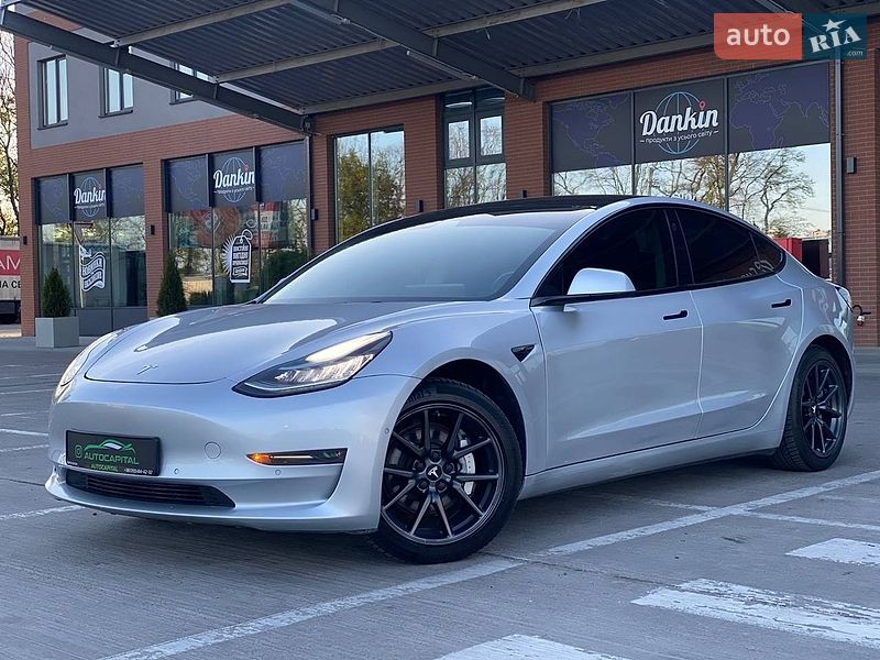 Tesla Model 3 2018 Tesla Model 3 2018
