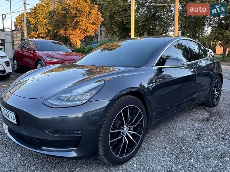 Tesla Model 3 2018 Tesla Model 3 2018