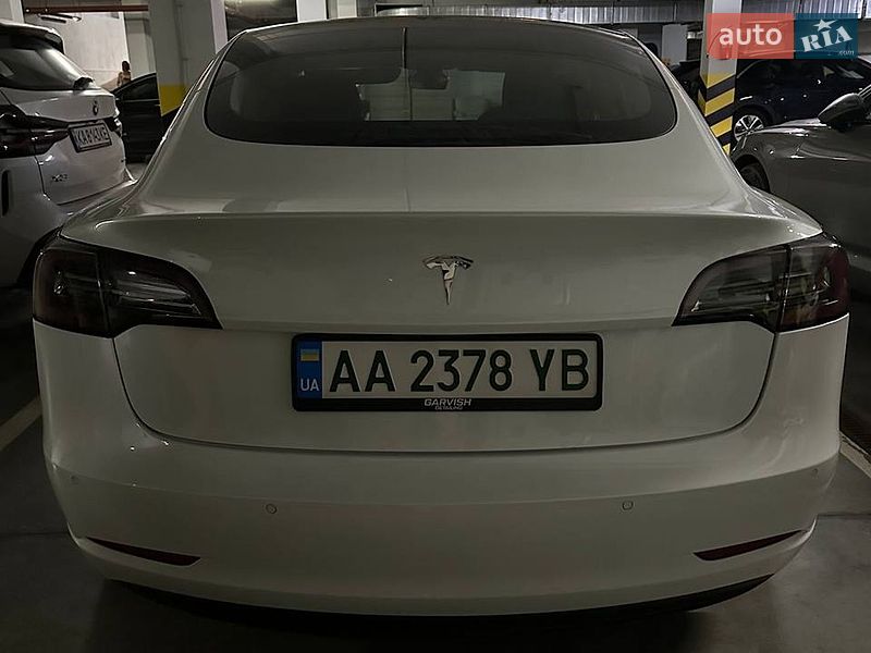 Седан Tesla Model 3 2021 в Киеве фото 5 Седан Tesla Model 3 2021 в Киеве
