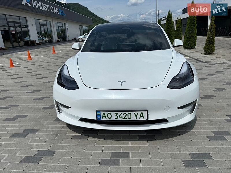 Седан Tesla Model 3 2023 в Хусте фото 3 Седан Tesla Model 3 2023 в Хусте