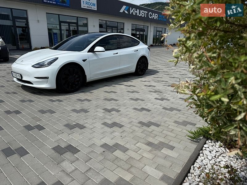 Седан Tesla Model 3 2023 в Хусте фото 5 Седан Tesla Model 3 2023 в Хусте