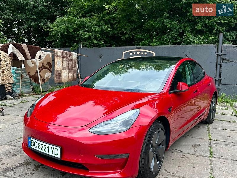 Седан Tesla Model 3 2021 в Ходорове