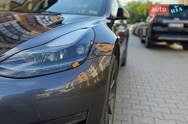 Седан Tesla Model 3 2022 в Чернівцях фото 13 Седан Tesla Model 3 2022 в Чернівцях