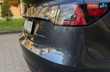 Седан Tesla Model 3 2022 в Чернівцях фото 8 Седан Tesla Model 3 2022 в Чернівцях