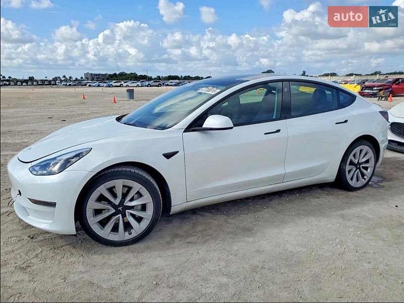 Tesla Model 3 2023