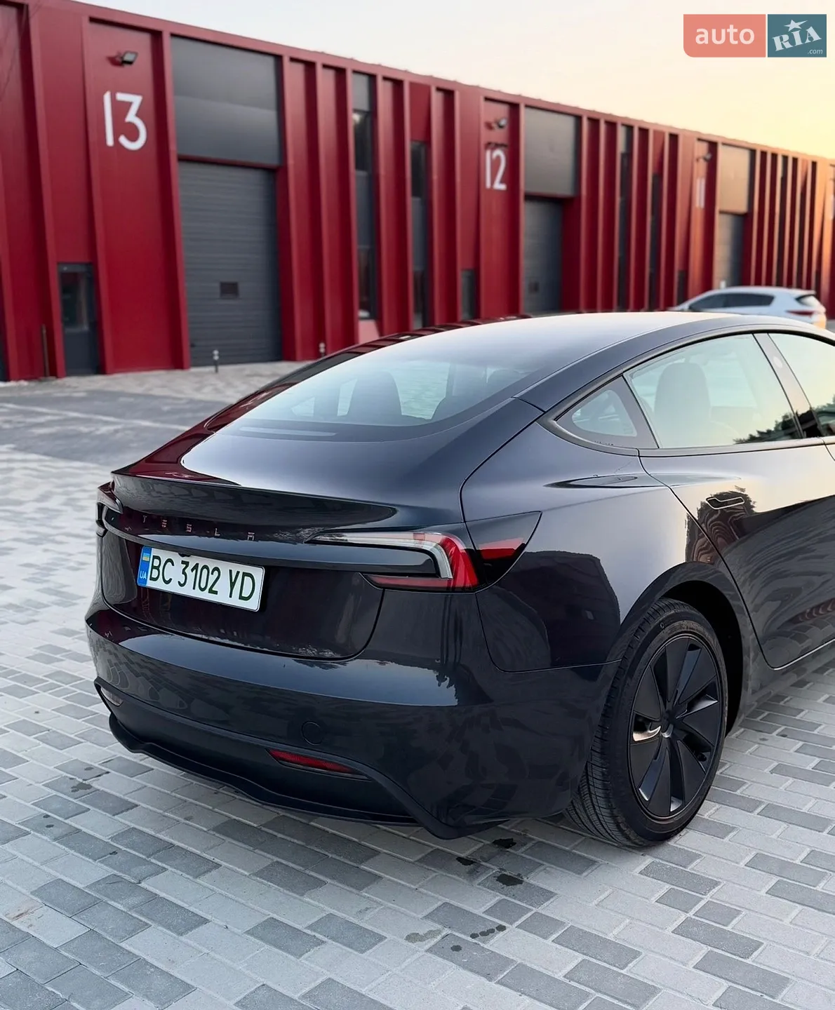 2024 Tesla Model 3 - мініатюра 10