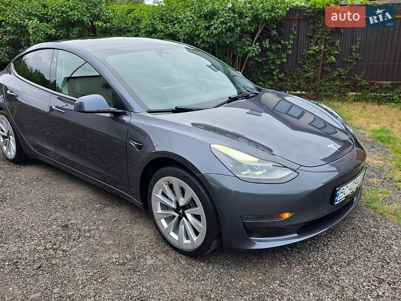 Седан Tesla Model 3 2022 в Львове фото 11 Седан Tesla Model 3 2022 в Львове