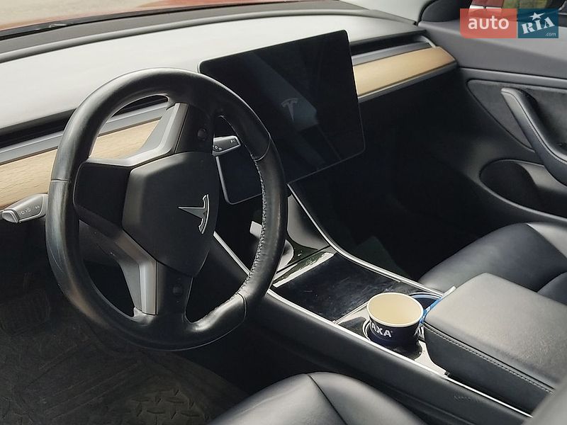 Седан Tesla Model 3 2018 в Виннице фото 17 Седан Tesla Model 3 2018 в Виннице