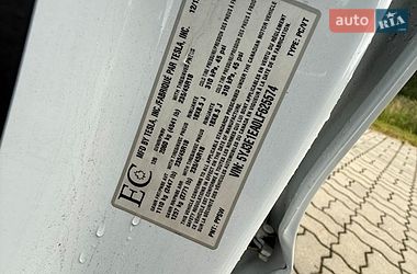 Седан Tesla Model 3 2019 в Стрые