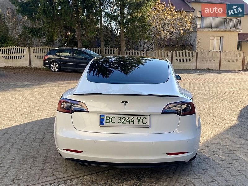 Седан Tesla Model 3 2021 в Львове фото 4 Седан Tesla Model 3 2021 в Львове