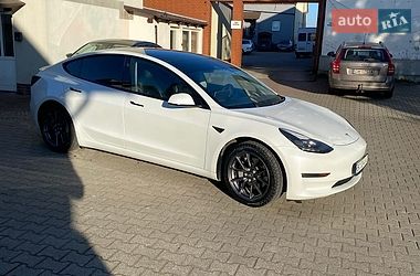Седан Tesla Model 3 2021 в Львове фото 6 Седан Tesla Model 3 2021 в Львове