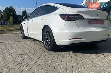 Седан Tesla Model 3 2020 в Ужгороде