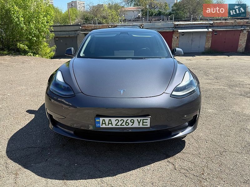 Седан Tesla Model 3 2022 в Киеве фото 3 Седан Tesla Model 3 2022 в Киеве