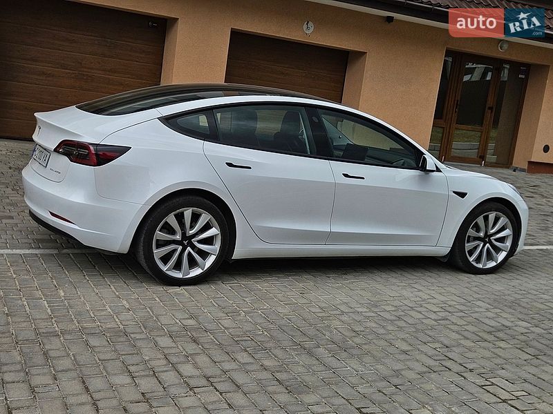 Седан Tesla Model 3 2023 в Львове фото 7 Седан Tesla Model 3 2023 в Львове