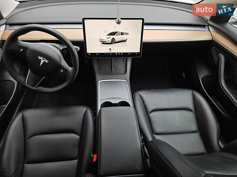 Седан Tesla Model 3 2023 в Львове фото 23 Седан Tesla Model 3 2023 в Львове