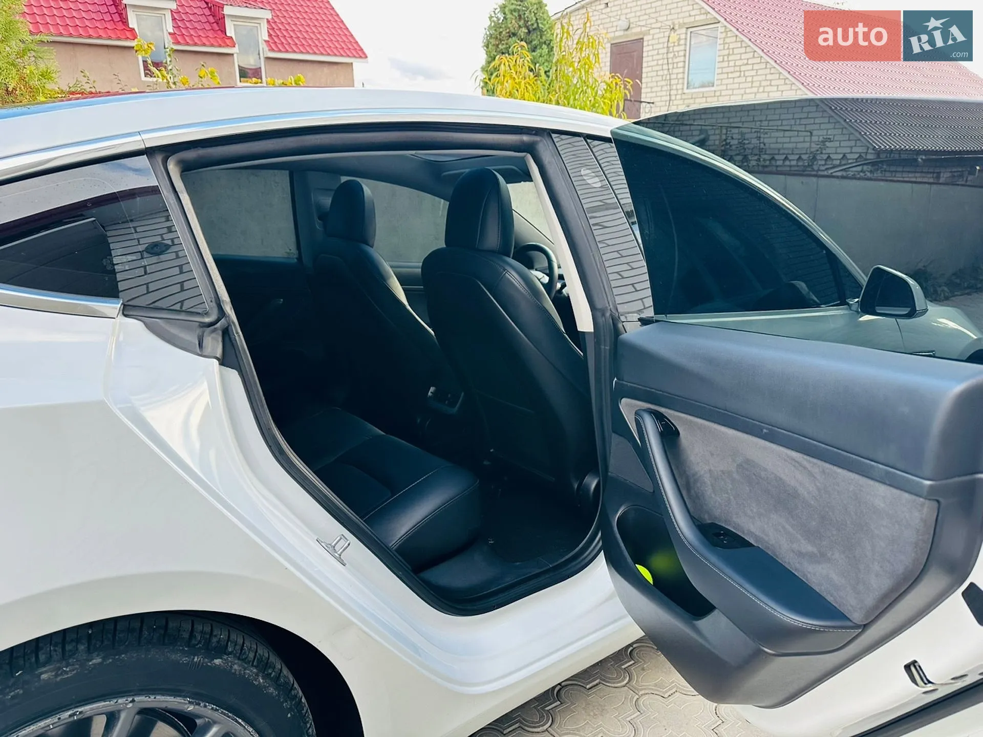 2020 Tesla Model 3 - мініатюра 4