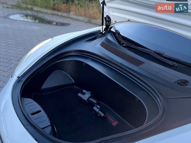 Седан Tesla Model 3 2019 в Вінниці