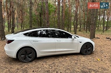 Седан Tesla Model 3 2019 в Каменском