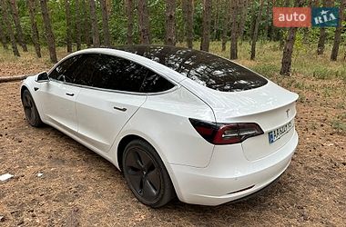 Седан Tesla Model 3 2019 в Каменском