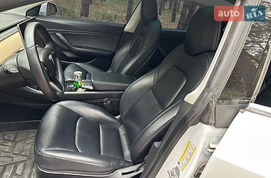 Седан Tesla Model 3 2019 в Каменском