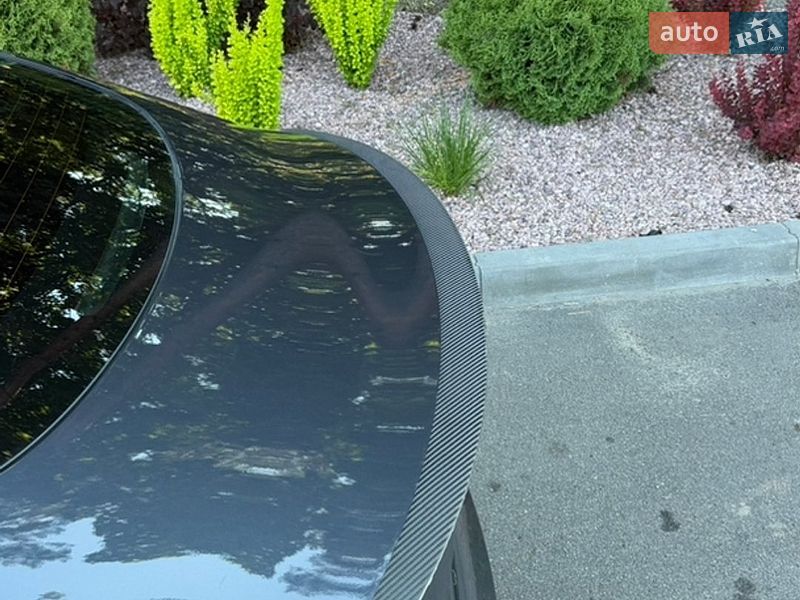 Седан Tesla Model 3 2022 в Києві