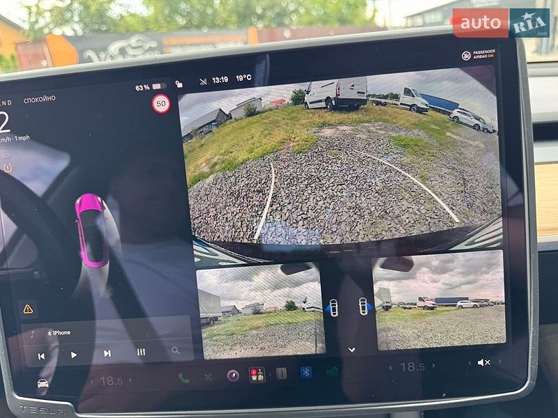 Седан Tesla Model 3 2021 в Луцке