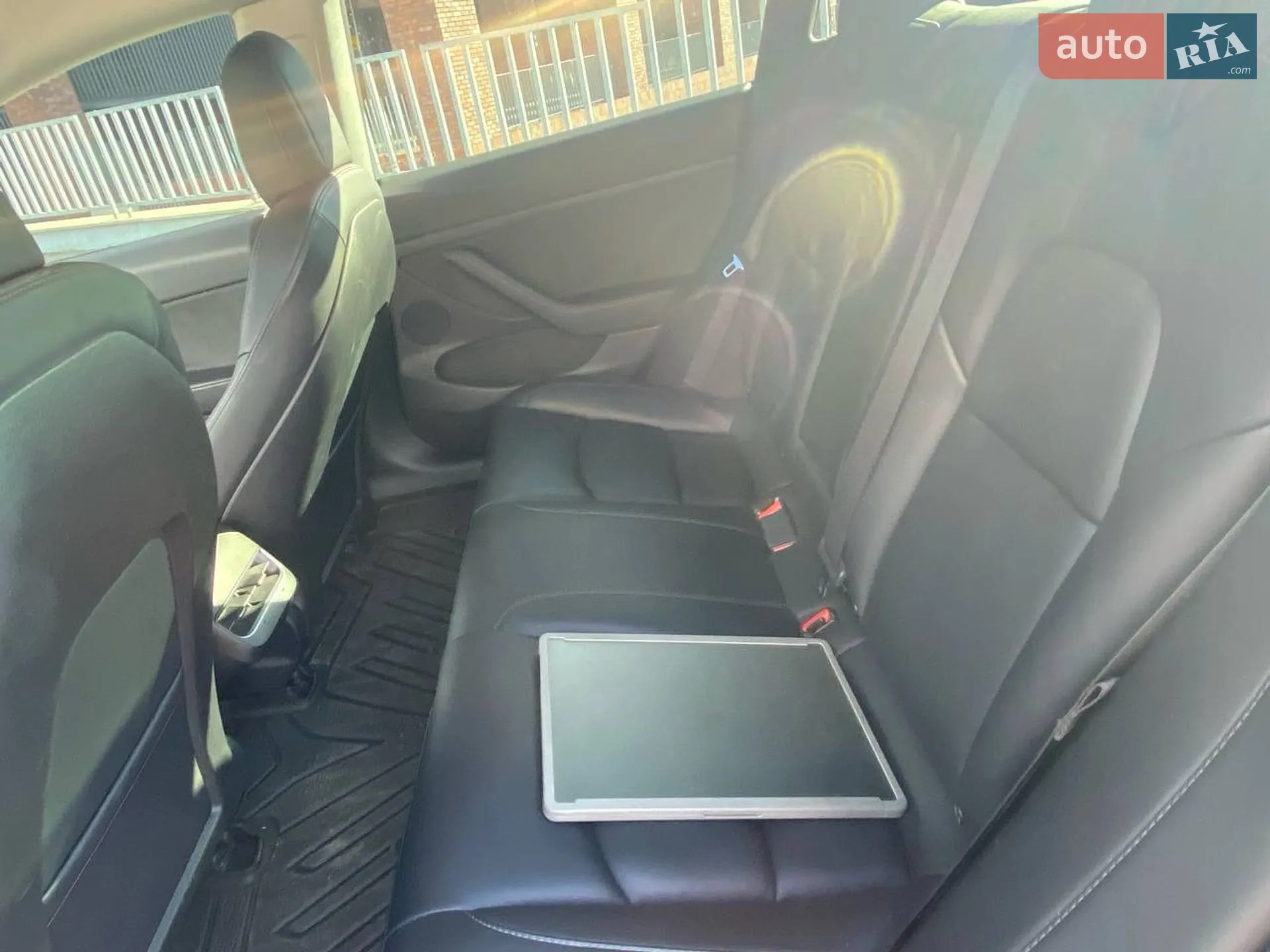 2021 Tesla Model 3 - мініатюра 9