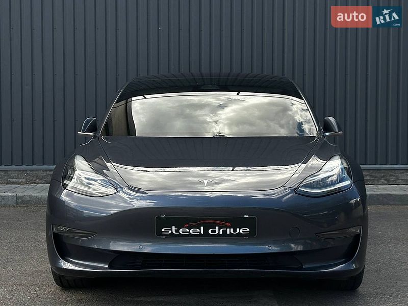 Tesla Model 3 2018 Tesla Model 3 2018