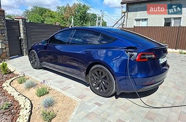 Седан Tesla Model 3 2022 в Вінниці