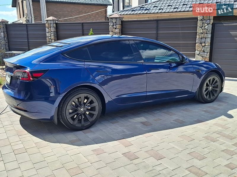Седан Tesla Model 3 2022 в Вінниці