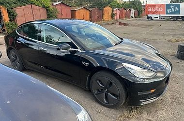 Седан Tesla Model 3 2018 в Рівному