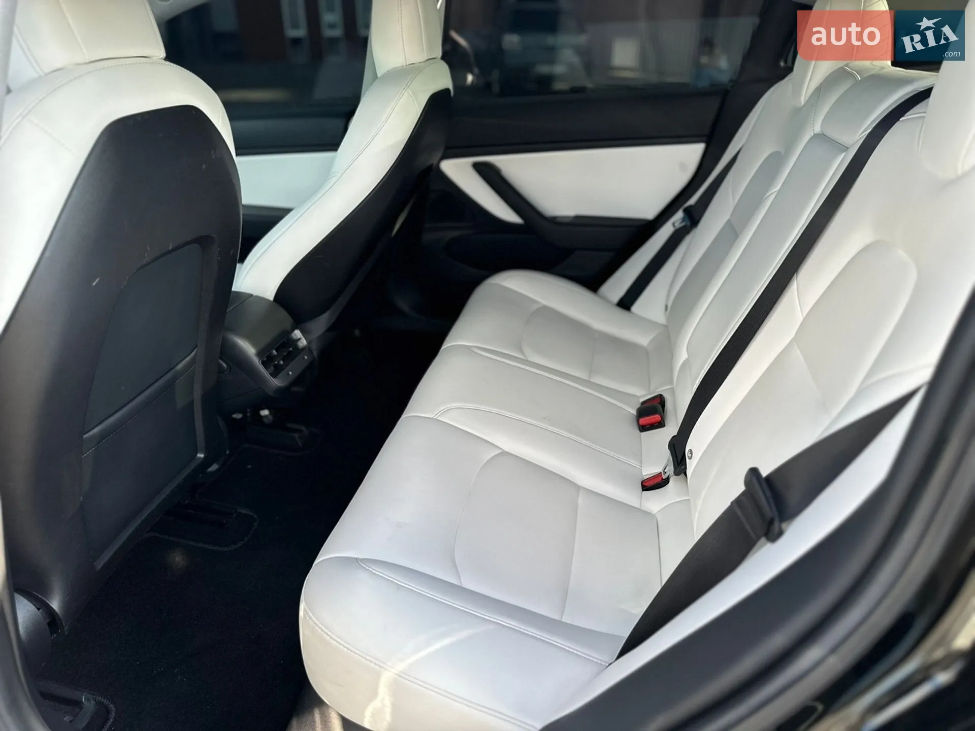2018 Tesla Model 3 - мініатюра 12