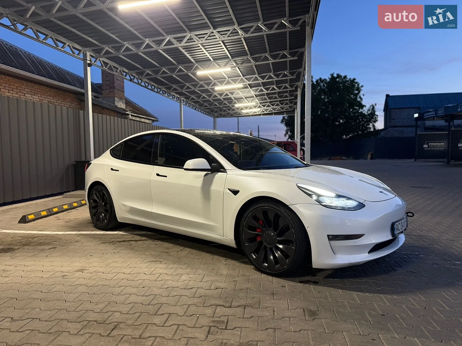 2020 Tesla Model 3 - мініатюра 3