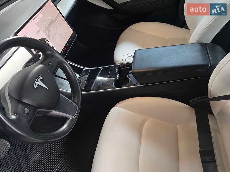 Седан Tesla Model 3 2019 в Хусте фото 13 Седан Tesla Model 3 2019 в Хусте