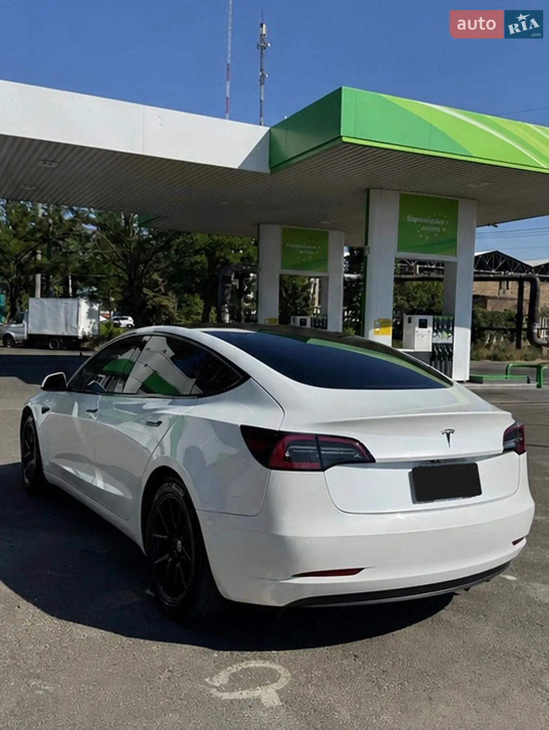 2019 Tesla Model 3 - мініатюра 4