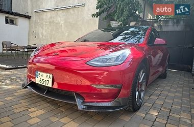 tesla model-3 2021 в Одесса от профессионального продавца Леонід Леонід