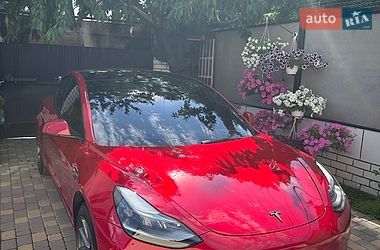 Седан Tesla Model 3 2021 в Одессе