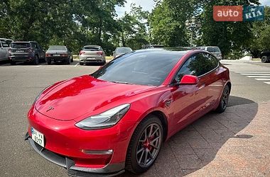 Седан Tesla Model 3 2021 в Одессе