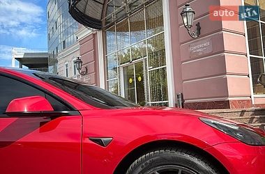 Седан Tesla Model 3 2021 в Одессе