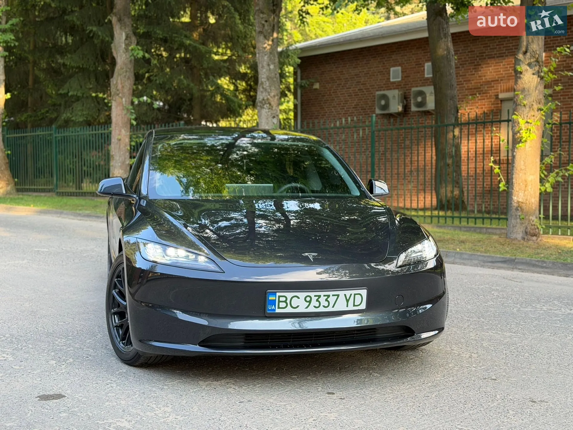 2024 Tesla Model 3 - мініатюра 3